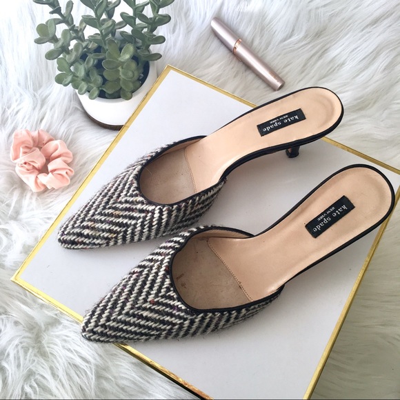 kate spade Shoes - {Kate Spade} Vintage, Rare, Size 6B Kitten Heels